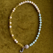 Load image into Gallery viewer, VIVIENN magnetiga kaelakee