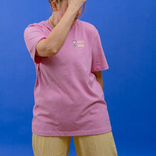 Load image into Gallery viewer, hoji pink apres work illustration t-shirt
