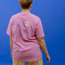 Load image into Gallery viewer, hoji pink apres work illustration t-shirt