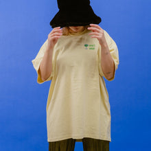 Load image into Gallery viewer, hoji yellow apres work illustration t-shirt