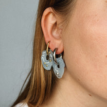 Load image into Gallery viewer, hoji AVO sinised neetidega kõrvarõngad