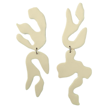 Load image into Gallery viewer, Mata kondenspiimjad kõrvarõngad