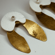 Load image into Gallery viewer, IRIS kõrvarõngad
